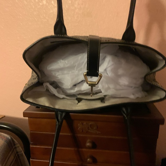 Dooney and Bourke tote - Picture 13 of 13